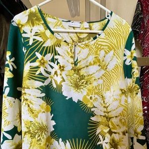 Washed/ never worn  New York and Company blouse in stunning color. Large size.